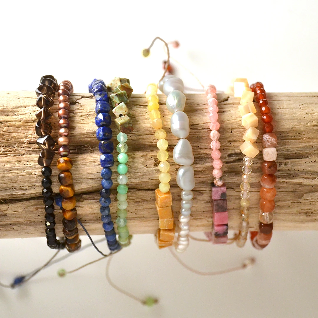 カラーで選ぶコードブレスレット（パール）淡水パール×白蝶貝【Fortune Stone Table】