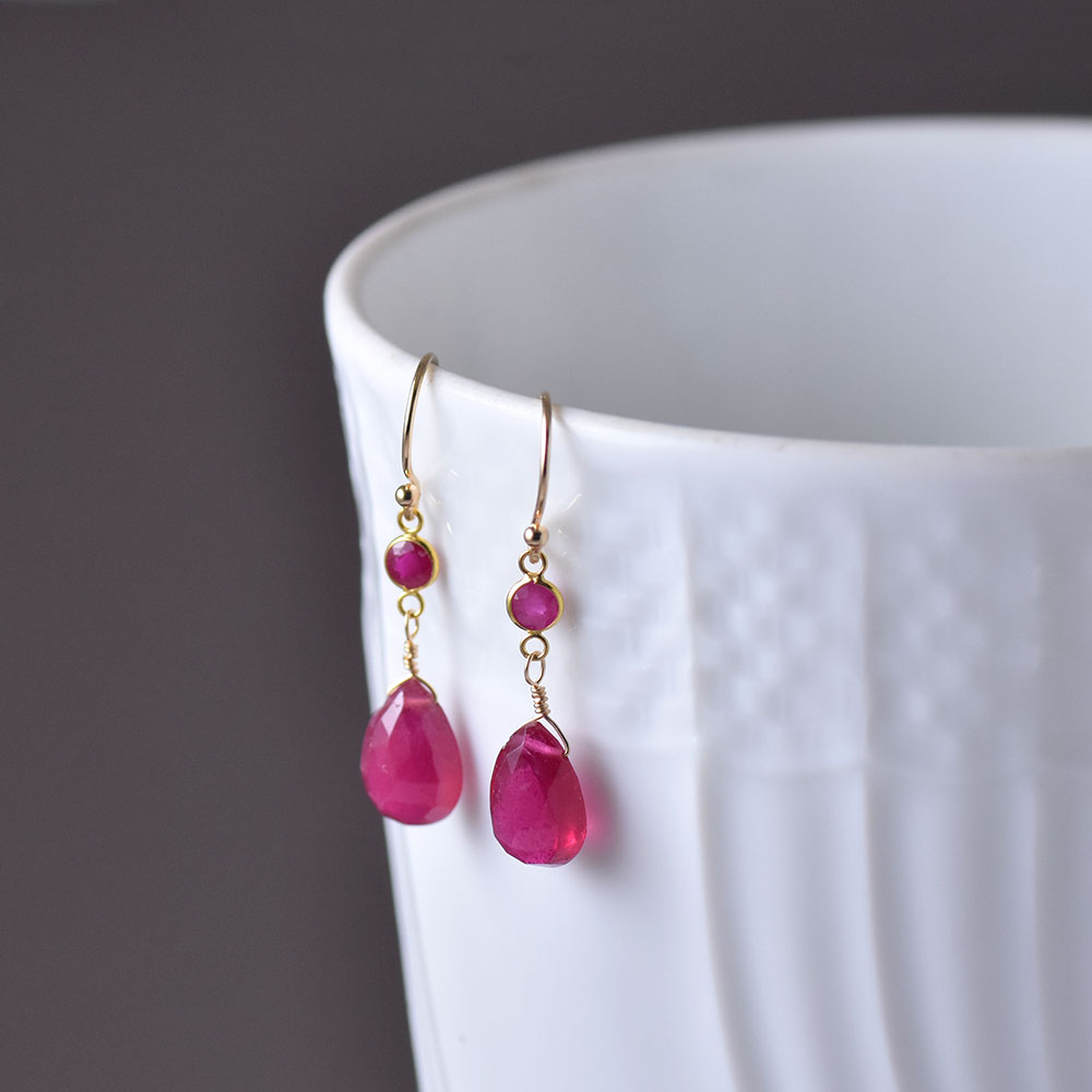 K18 ルビー ドロップ ピアス
