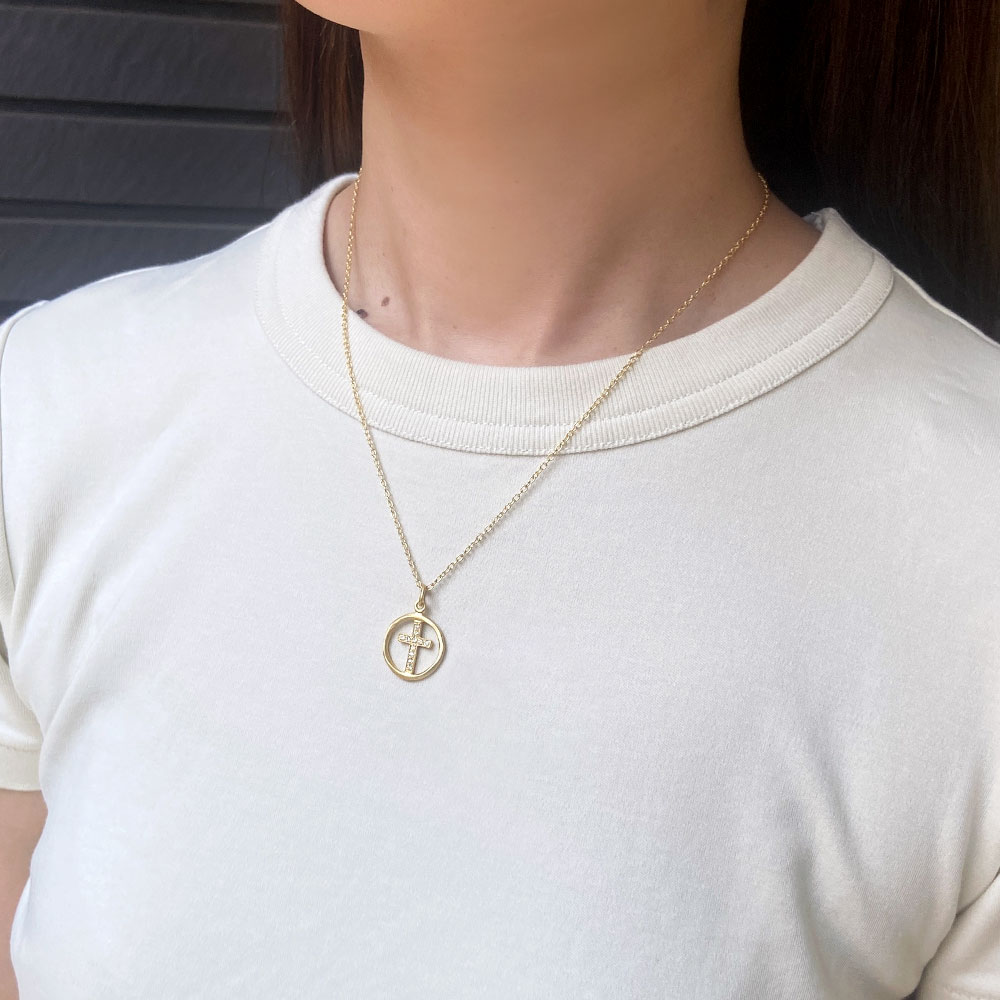 シルバー925 キュービックジルコニア ラウンド透かしクロストップ