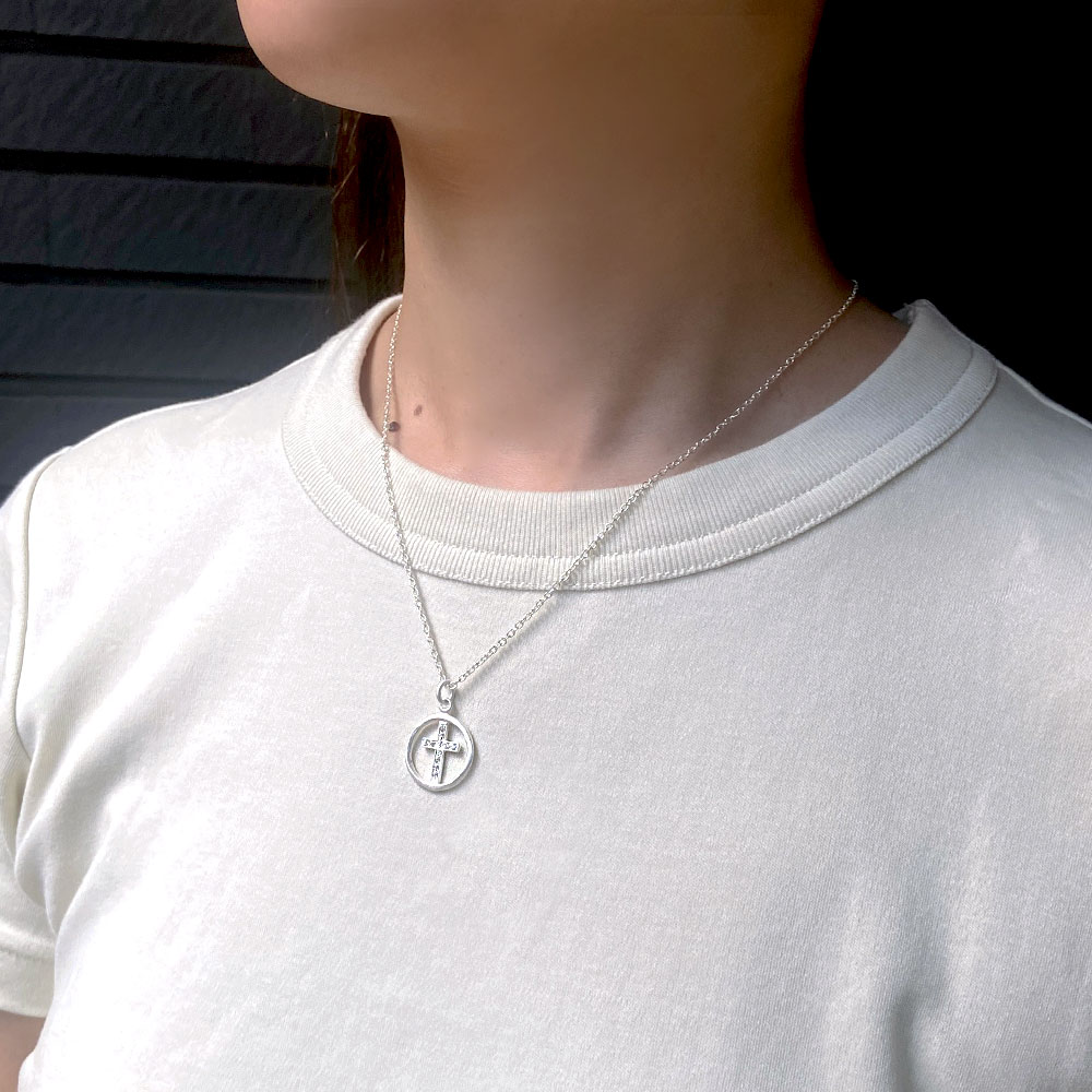 シルバー925 キュービックジルコニア ラウンド透かしクロストップ