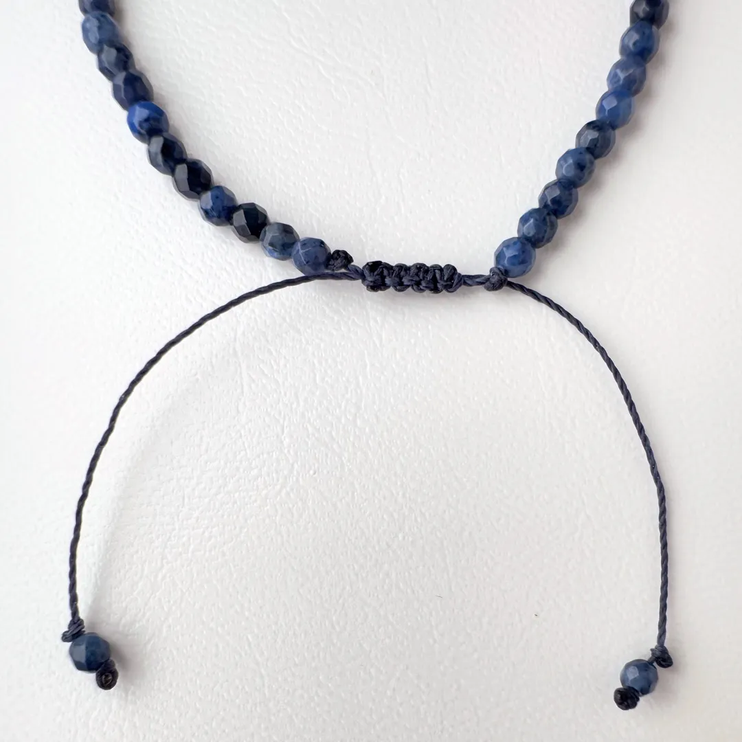 カラーで選ぶコードブレスレット（青）ラピス×ドモルティライト【Fortune Stone Table】