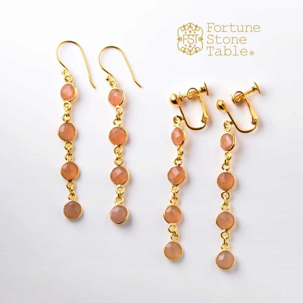 SVストーンベゼルイヤリング･ピアス　ピーチムーンストーン　【Fortune Stone Table】