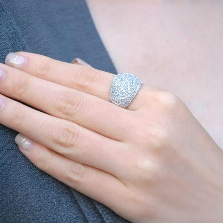 SV925 シェル風デザイン キュービックジルコニア(ライトブルー) リング [ゴールドカラー・シルバーカラー]