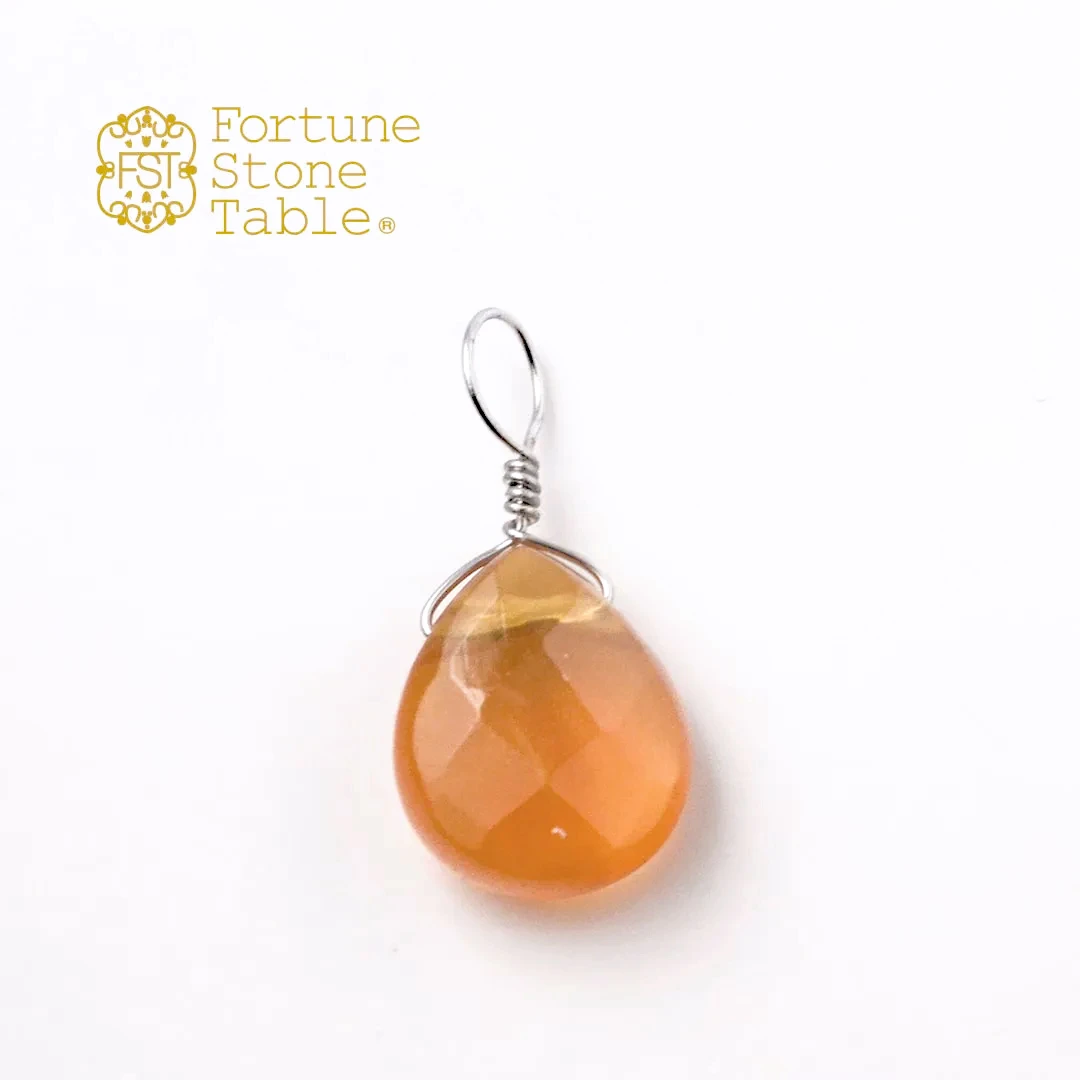カラーで選ぶチャーム　カーネリアン【Fortune Stone Table】