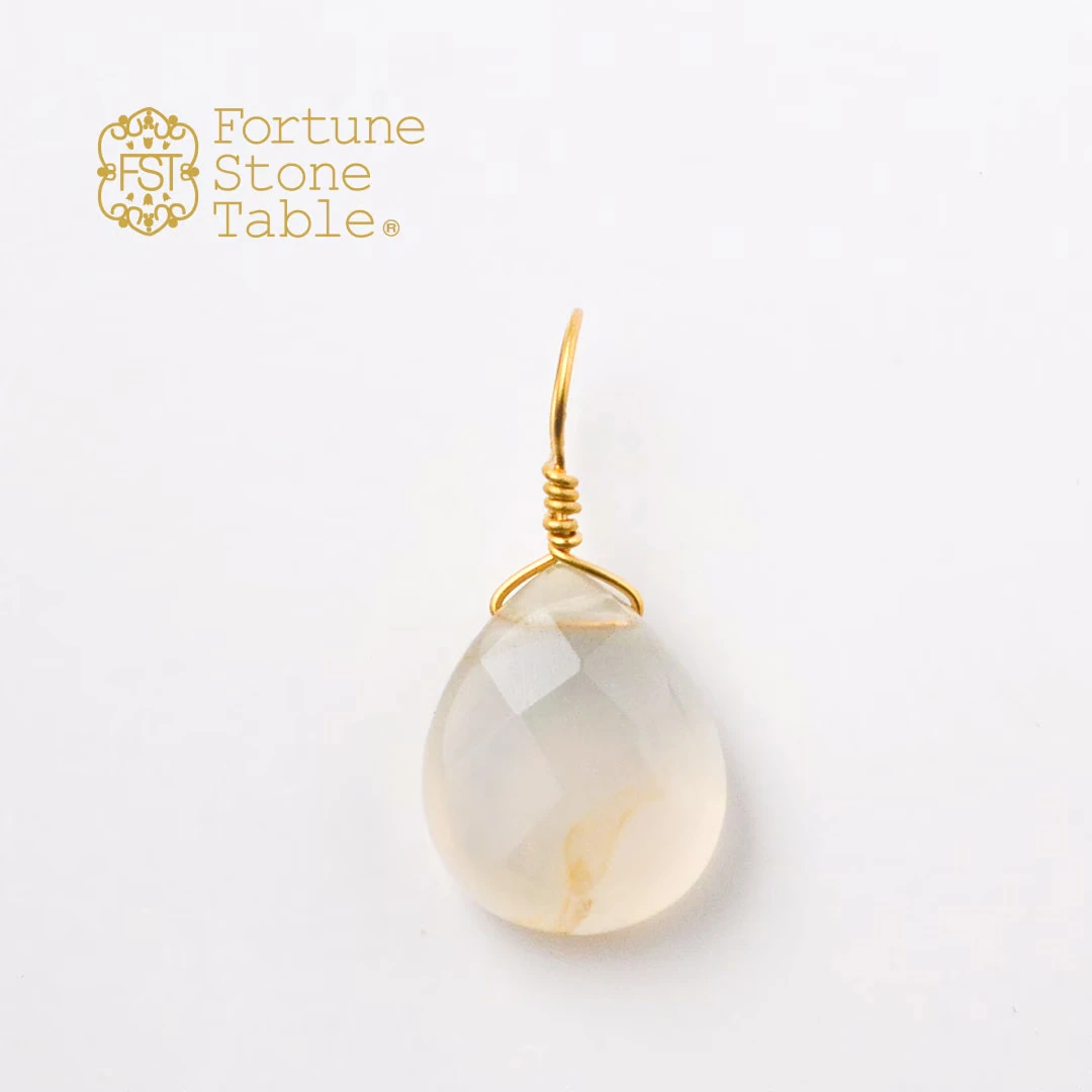 カラーで選ぶチャーム　カーネリアン【Fortune Stone Table】