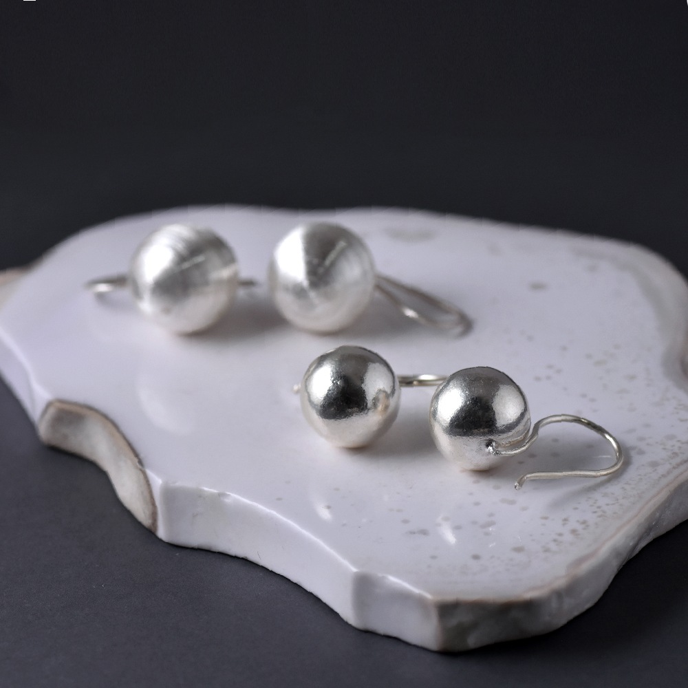 シルバー925 ハンドメイド 丸珠 ピアス