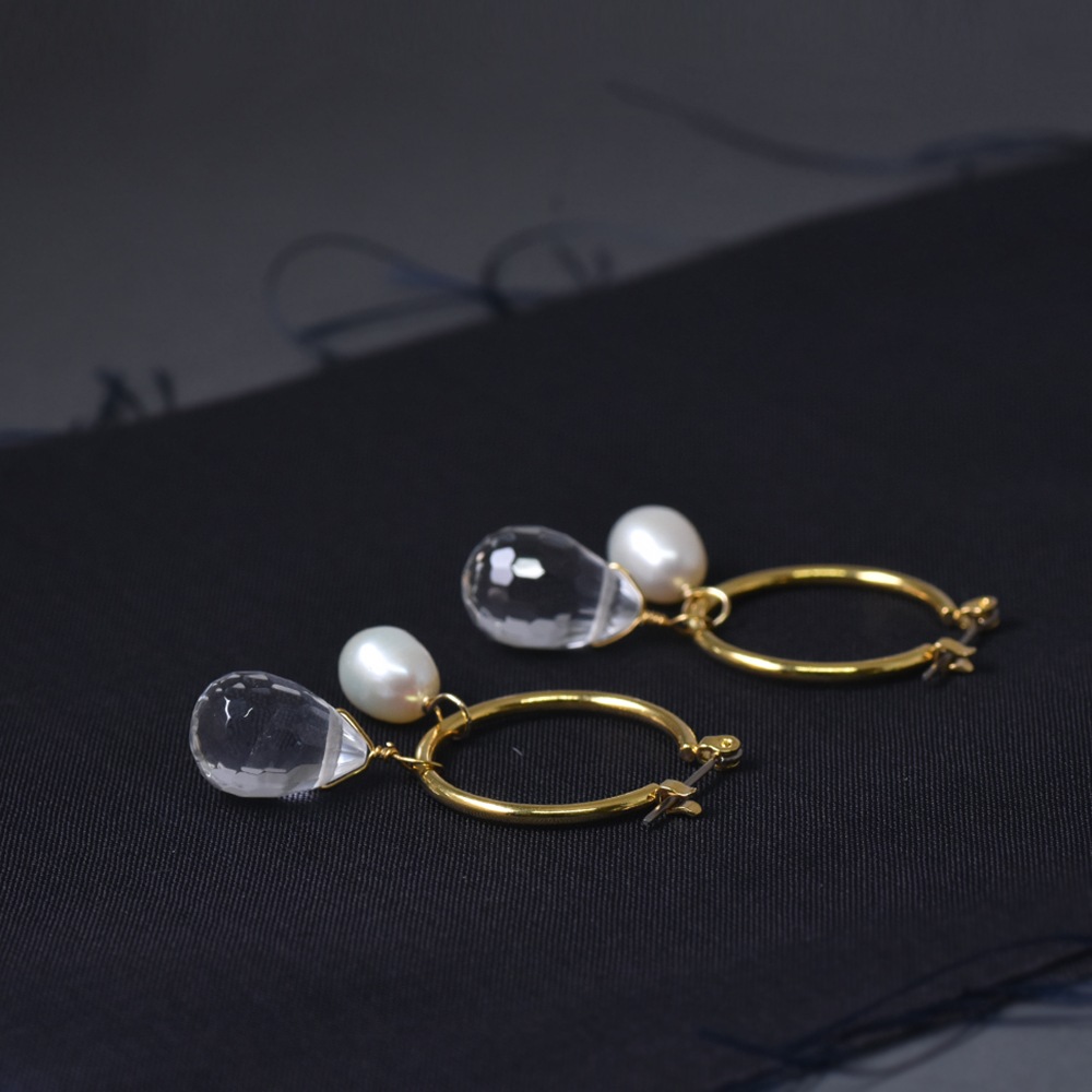 つけかえて何通りも楽しめる モノトーン5days フープイヤリング ピアス(フープ20mm)