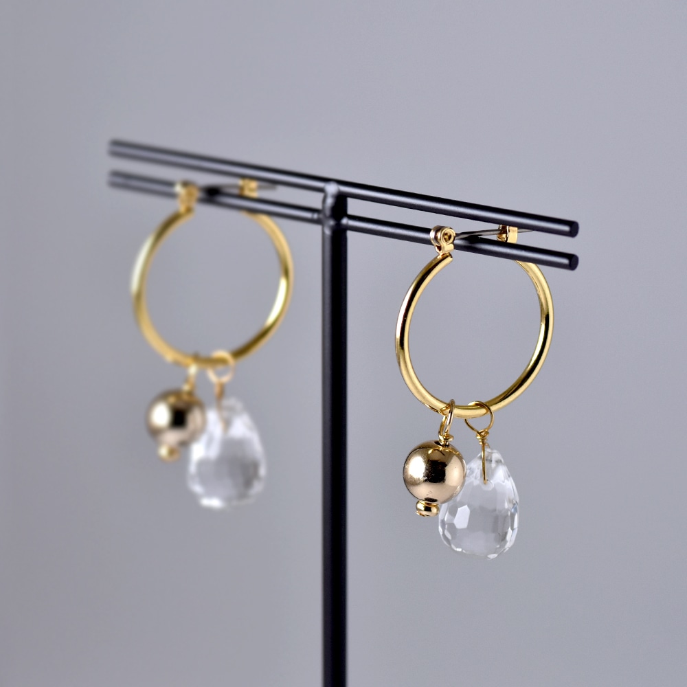 つけかえて何通りも楽しめる モノトーン5days フープイヤリング ピアス(フープ20mm)