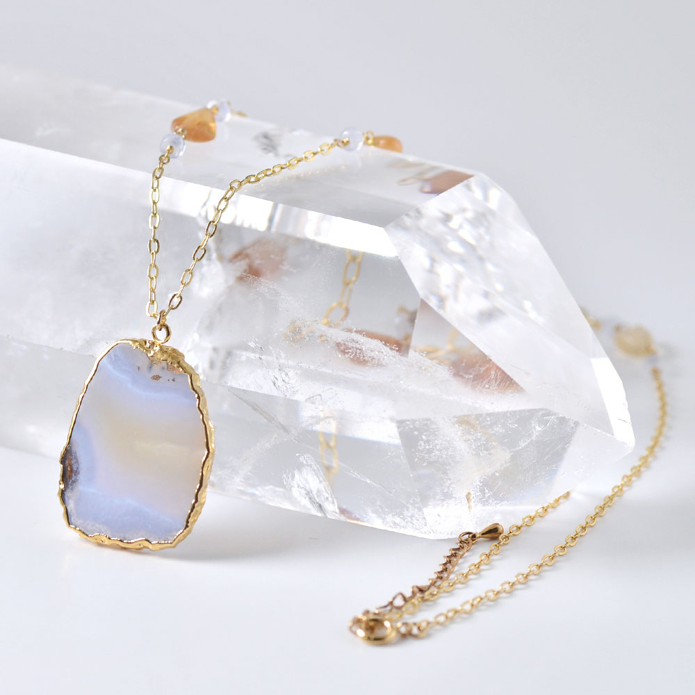 シルバー925(ゴールド仕上げ) カルセドニー サファイア ヘソナイトガーネット ペンダントネックレス