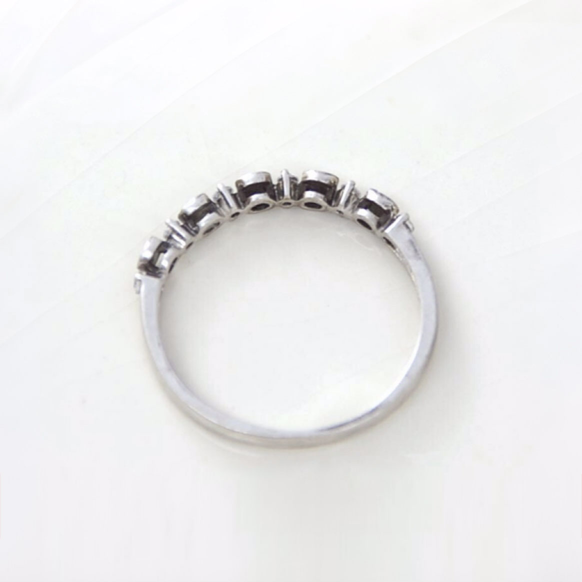 シルバー925 キュービックジルコニア 細身ラウンドリング(古美銀カラー)