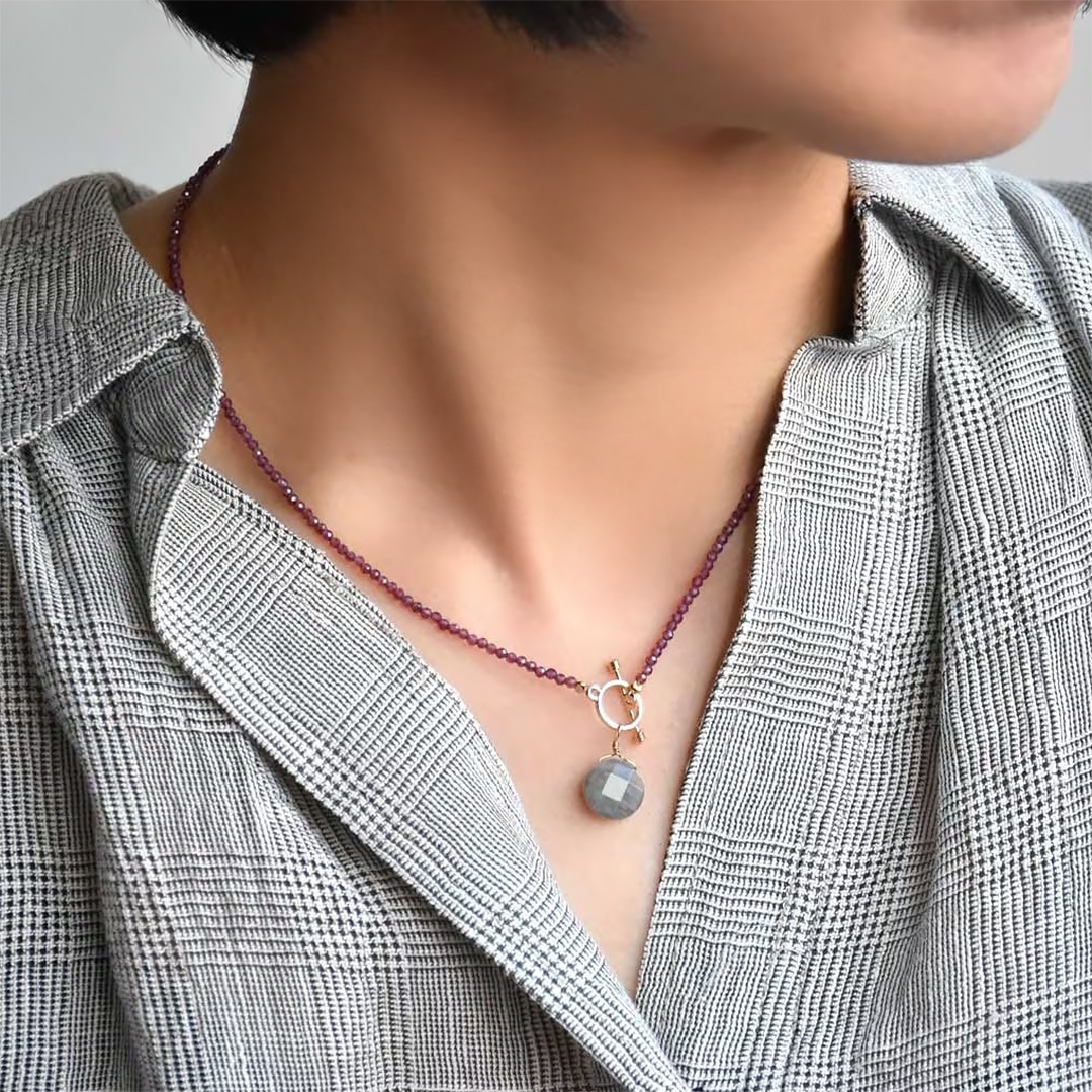 TWOtone stones ネックレス　ロードライトガーネット×ラブラドライト【Fortune Stone Table】