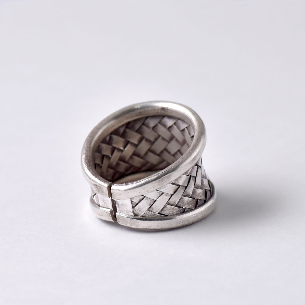 シルバー925 ハンドメイド 編みこみ コンケイプ形リング