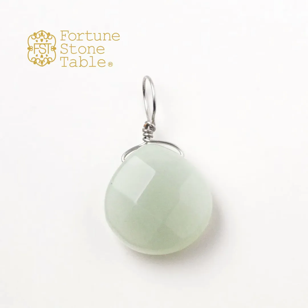 カラーで選ぶチャーム　ニュージェイド･マロン【Fortune Stone Table】