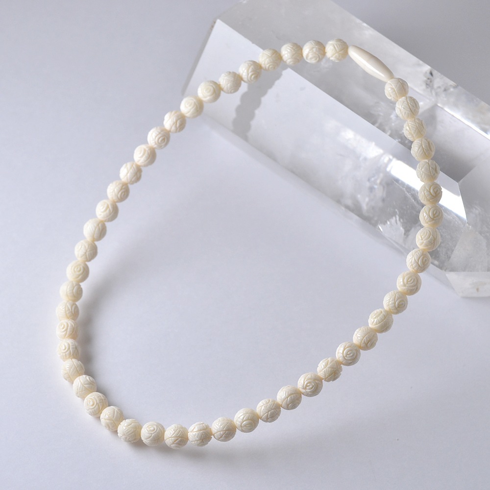 カウボーン カービング丸珠 ネックレス
