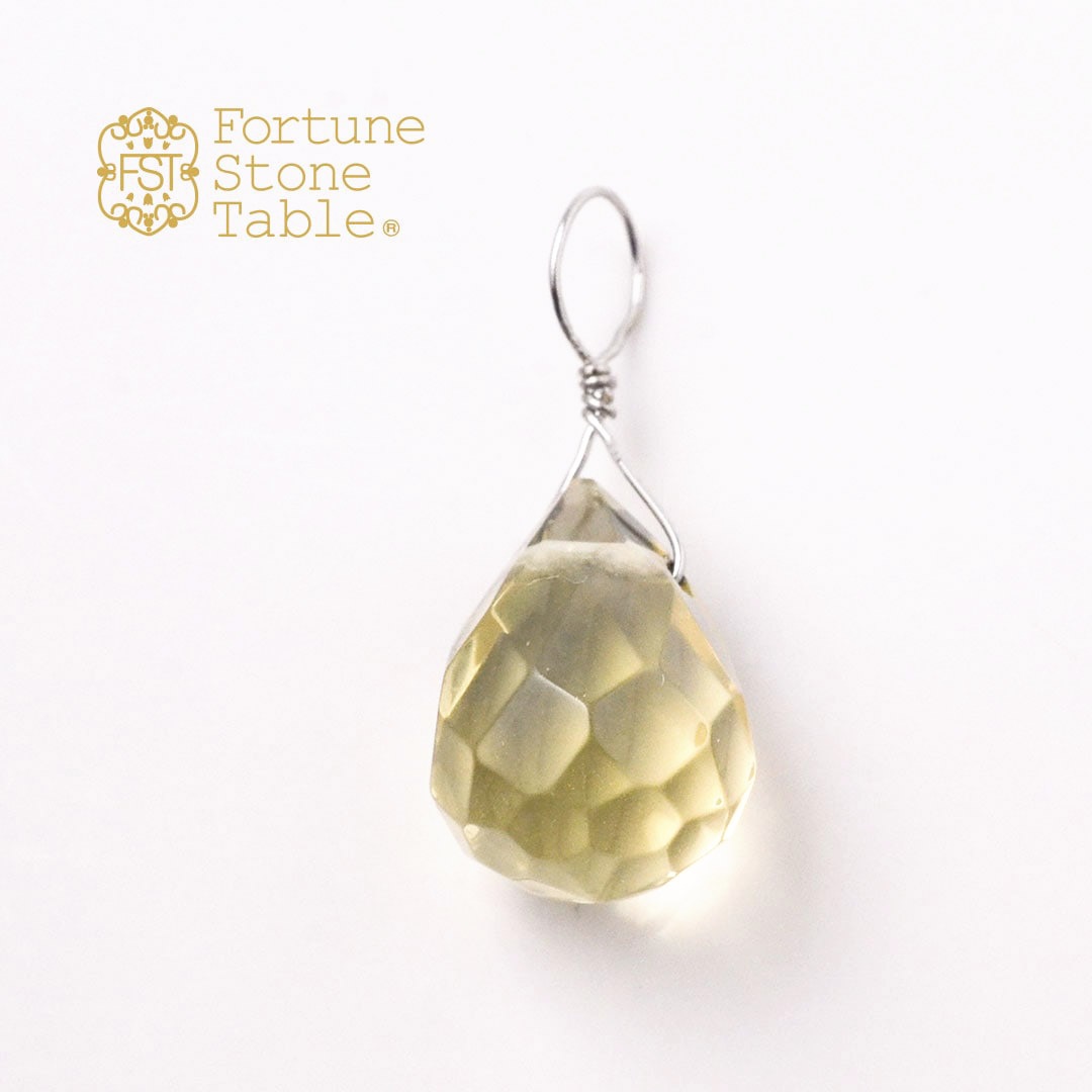 カラーで選ぶチャーム　レモンクォーツ【Fortune Stone Table】
