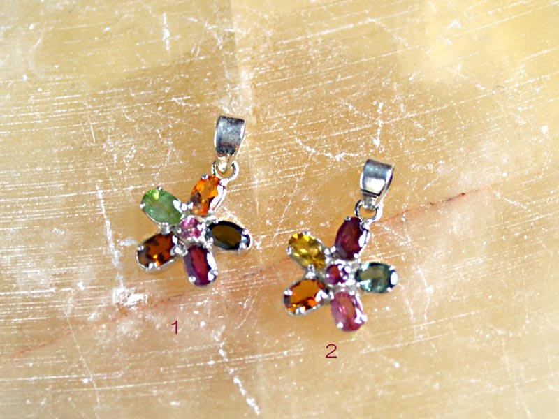 SV925 トルマリン フラワーモチーフ チャーム