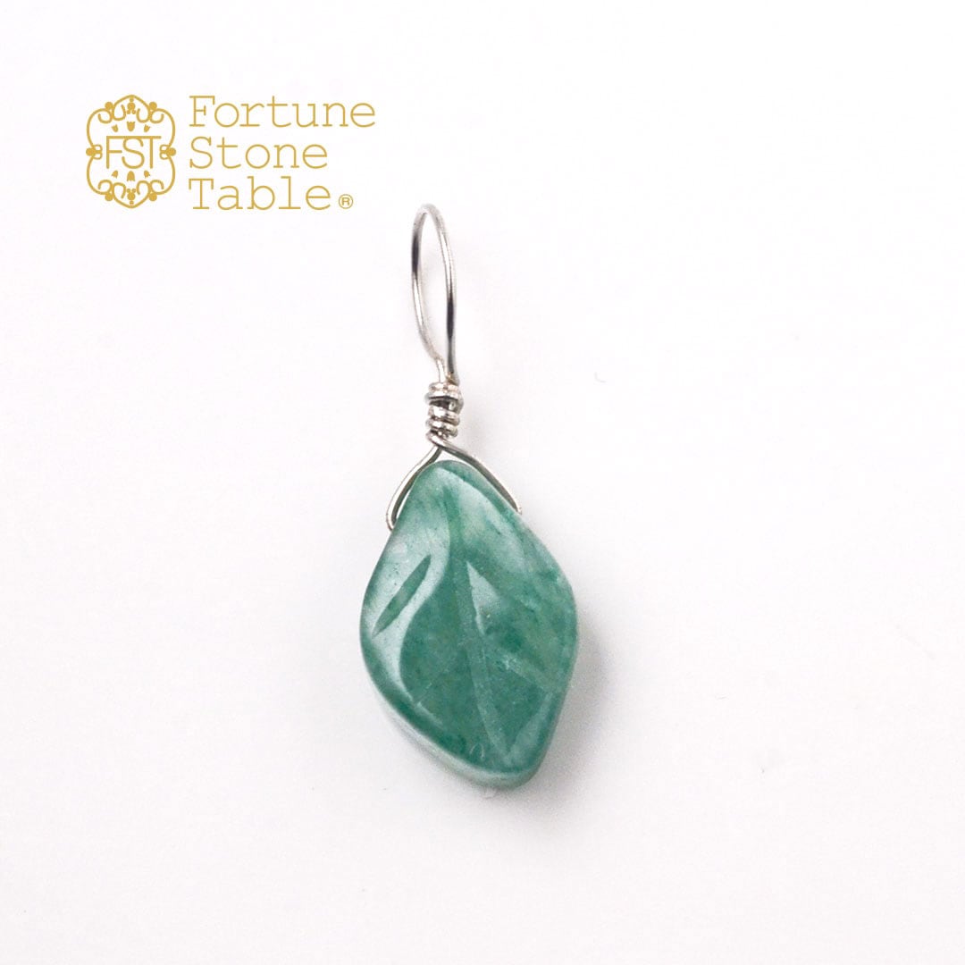 カラーで選ぶチャーム アベンチュリン・リーフ【Fortune Stone Table】