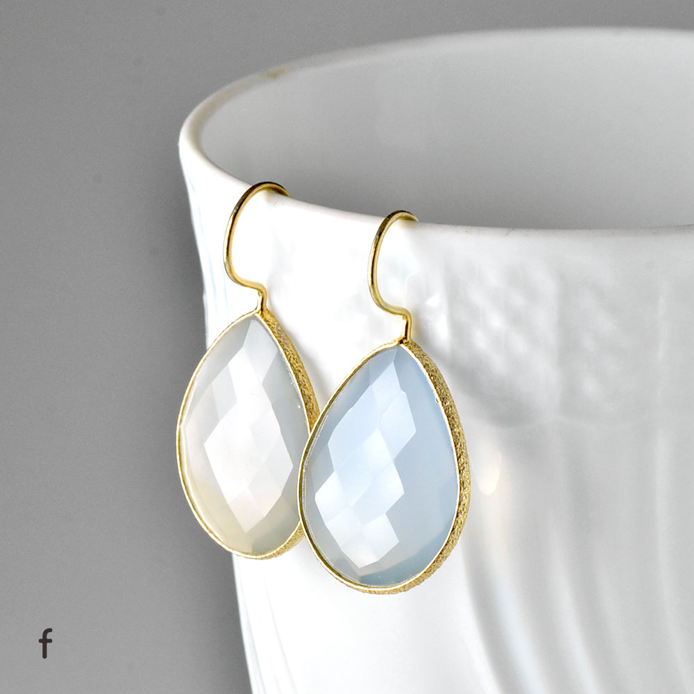 シルバー925 カルセドニー ドロップカットピアス