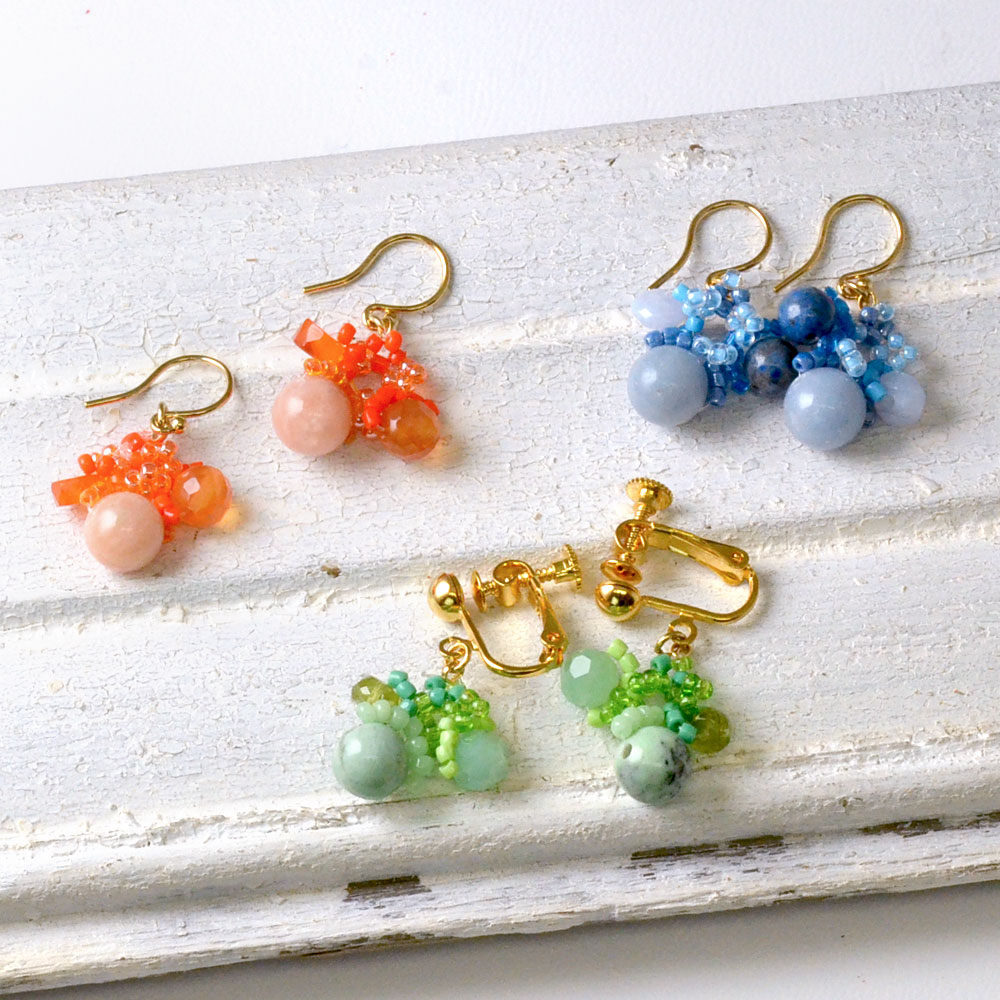 編みこみ フリンジイヤリング ピアス(オレンジ系・グリーン系・ブルー系)