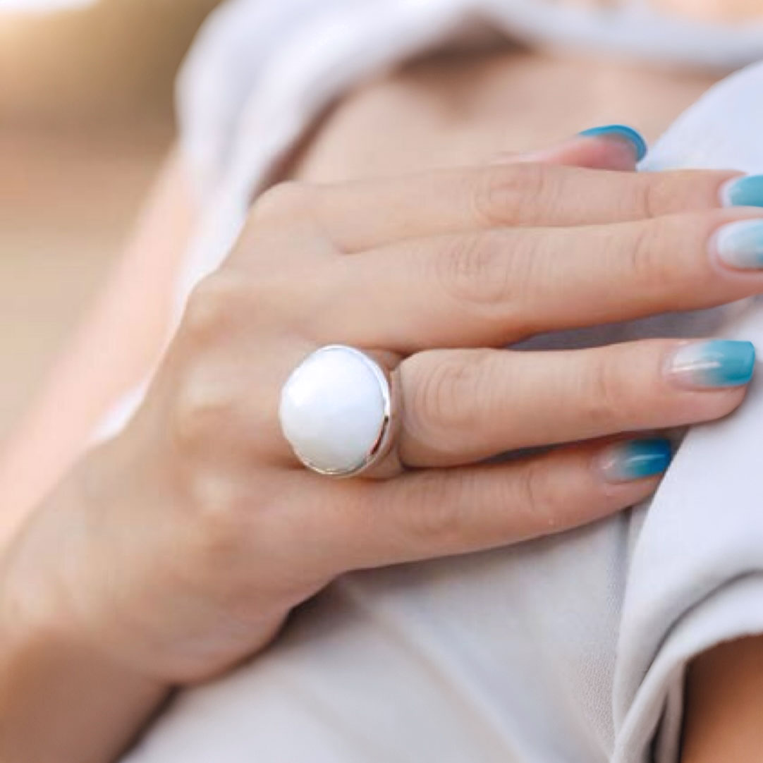 シルバー925 ホワイト模造石 ボリュームリング