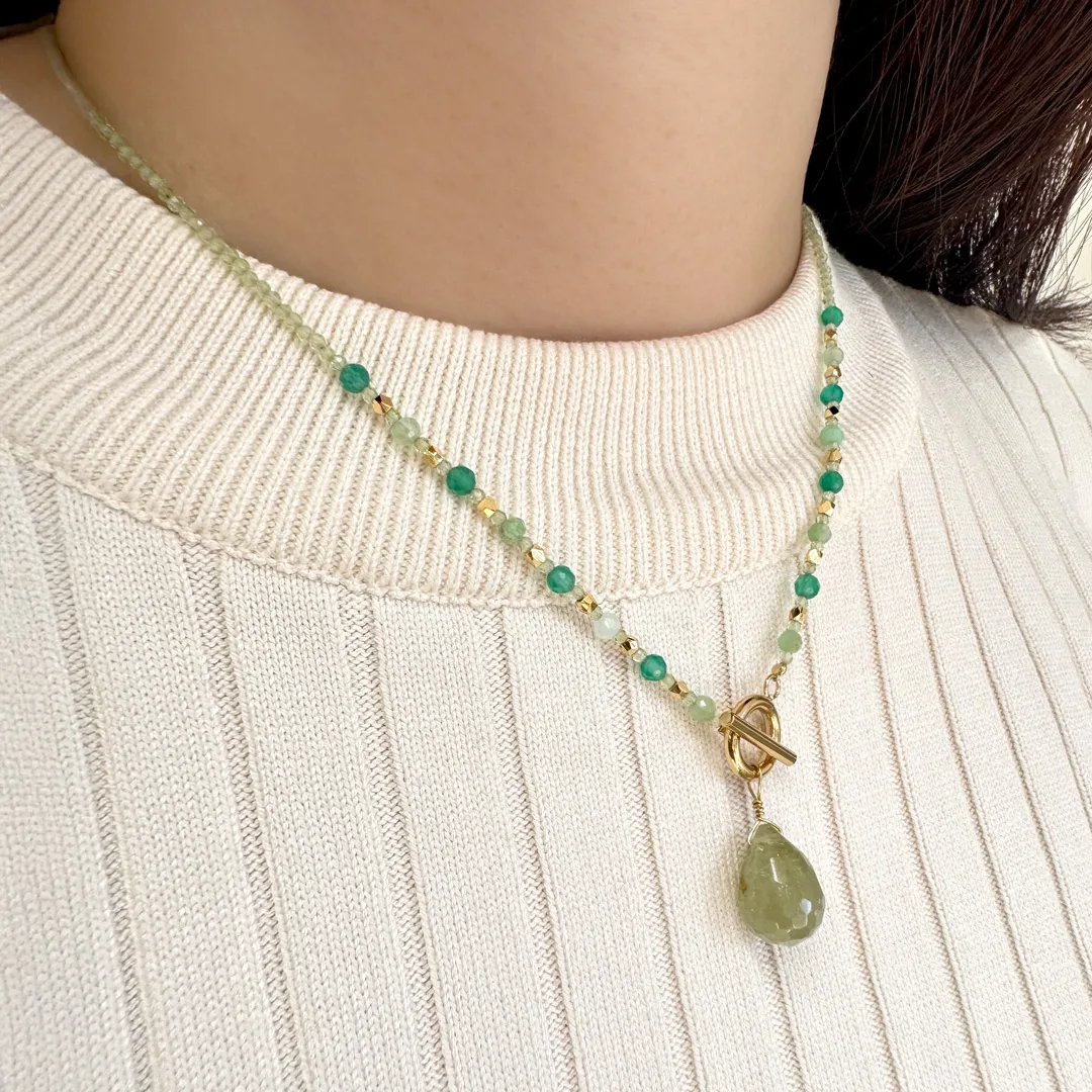 カラーで選ぶペンダントネックレス（緑）グリーンガーネット【Fortune Stone Table】