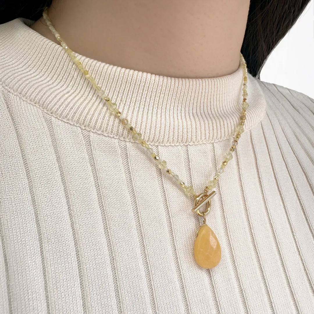カラーで選ぶペンダントネックレス（黄）ドロマイト【Fortune Stone Table】