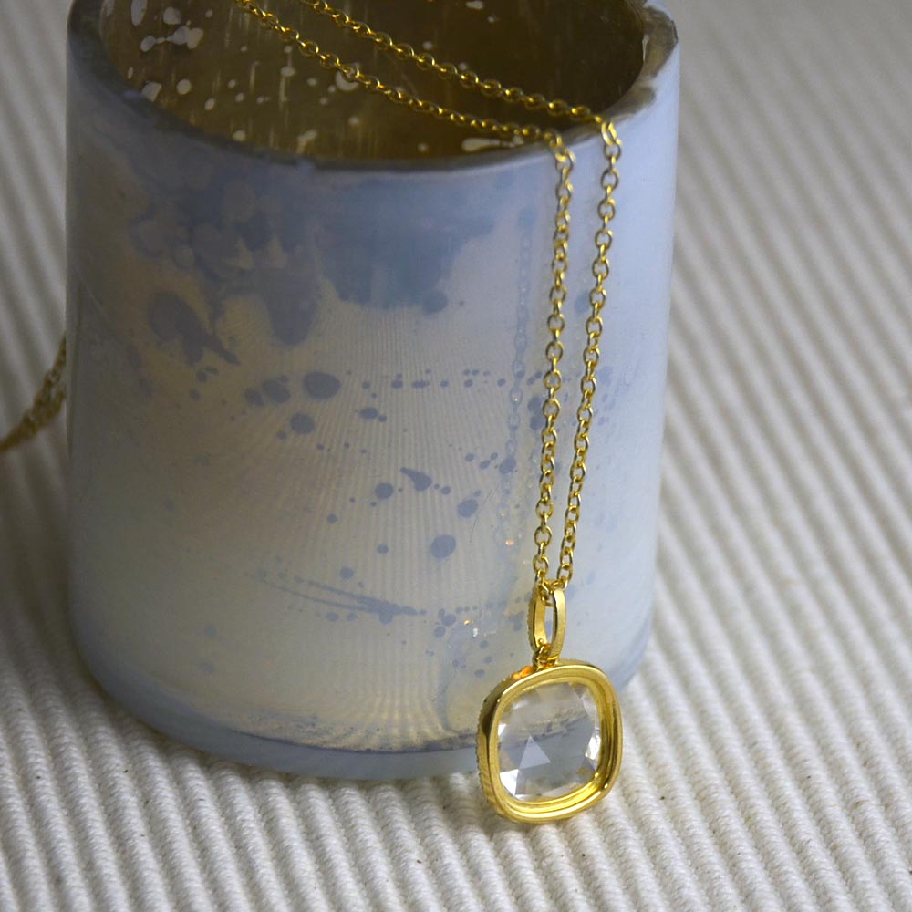 ュービックジルコニア スクエアーカット水晶 ペンダントトップ