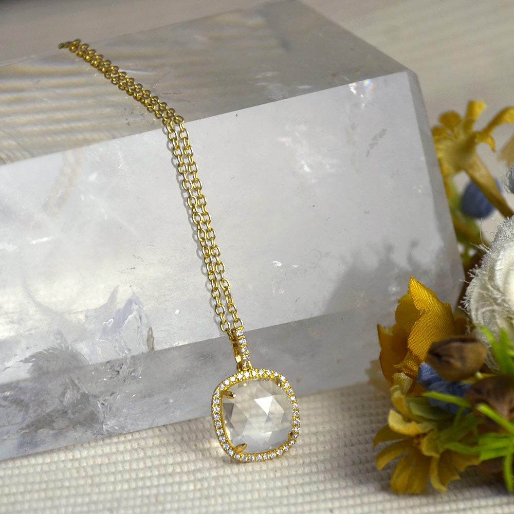 ュービックジルコニア スクエアーカット水晶 ペンダントトップ