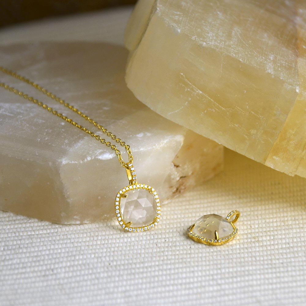 ュービックジルコニア スクエアーカット水晶 ペンダントトップ