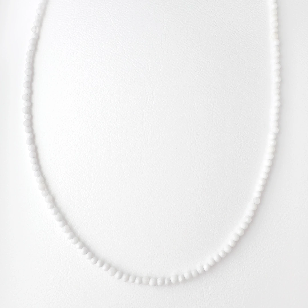 カラーで選ぶペンダントネックレス（白）ホワイトアゲイト【Fortune Stone Table】 