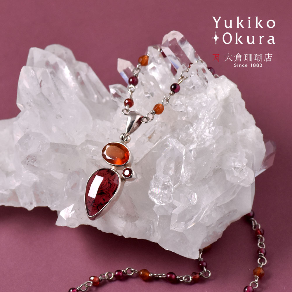 ガーネット ヘソナイトガーネット ペンダントネックレス