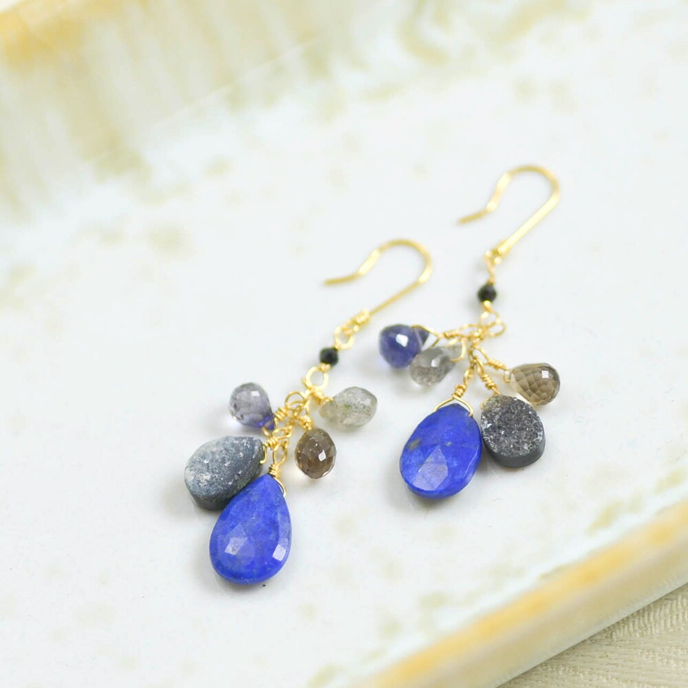 K18 ラピスラズリ ブラック ドゥルージー フリンジ ピアス