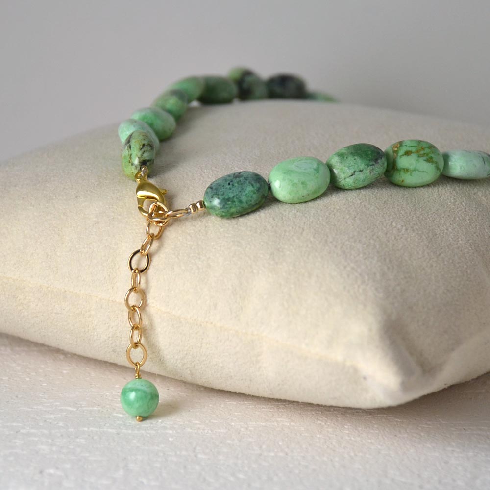 グリーンバリサイトオーバルネックレス