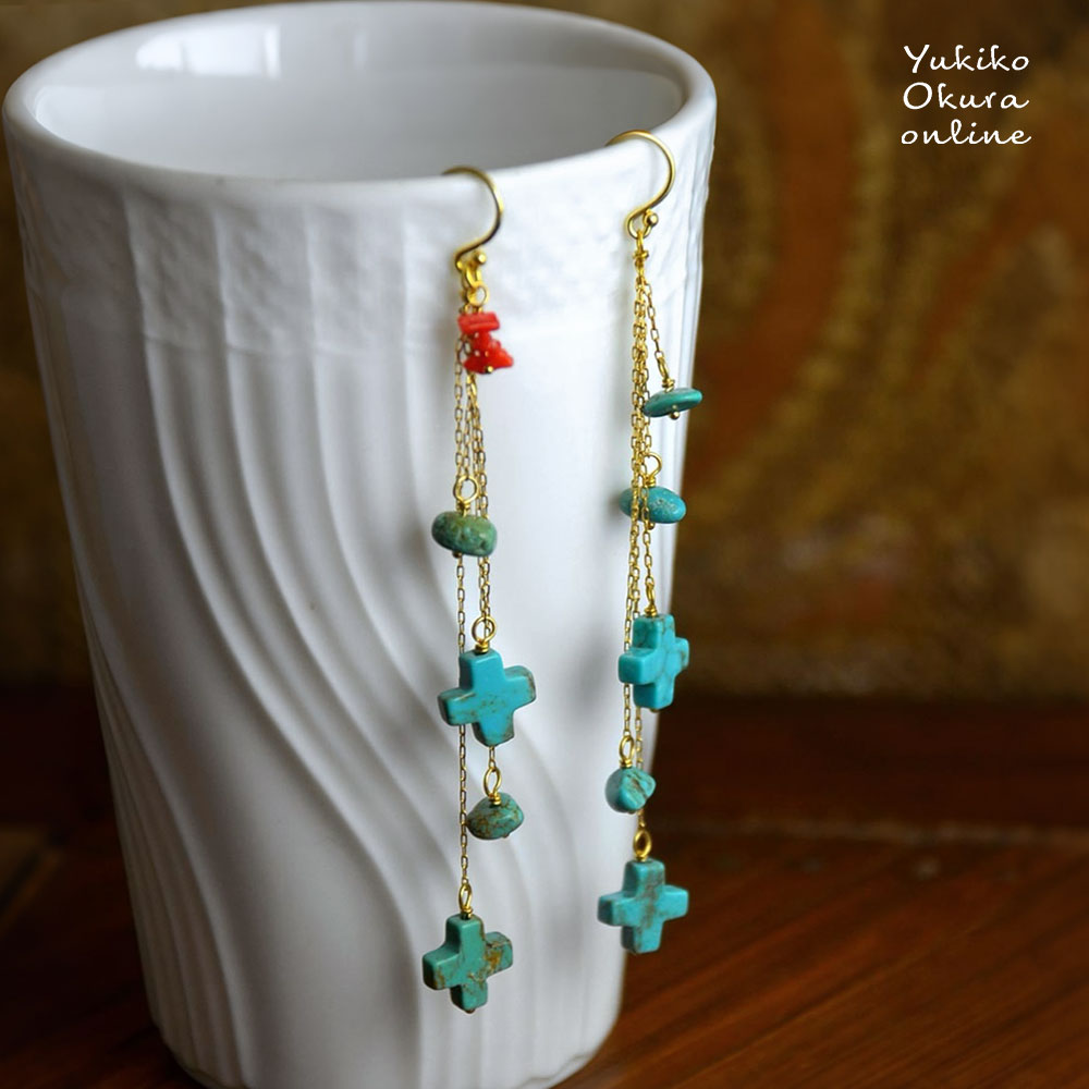 ターコイズ クロス 胡渡り珊瑚 ロングピアス