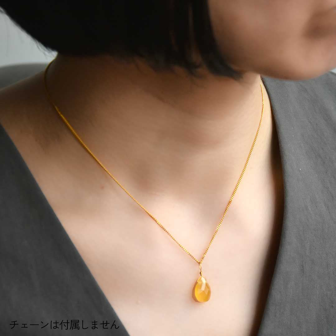 カラーで選ぶチャーム　イエローカルサイト【Fortune Stone Table】