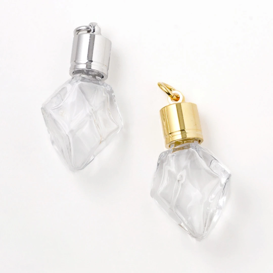 Nine Star Fragrance(R) Ⅲ 三碧木星 香りのペンダント