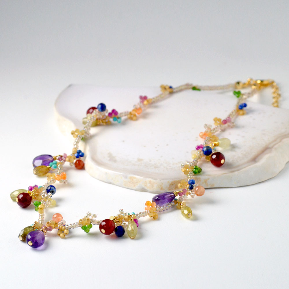 マルチカラー天然石 編みこみネックレス