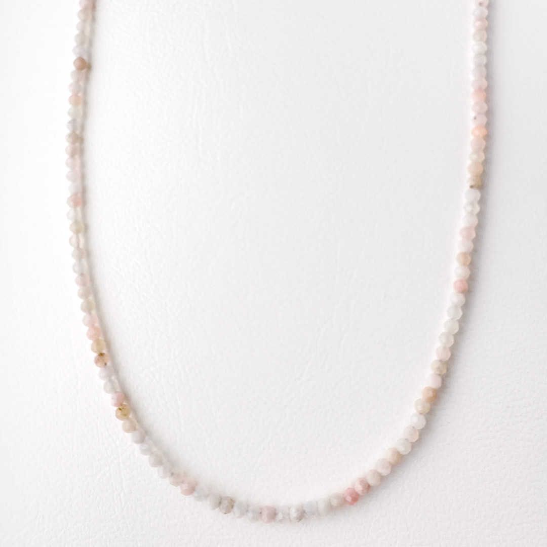 カラーで選ぶペンダントネックレス（ピンク）ローズクォーツ【Fortune Stone Table】