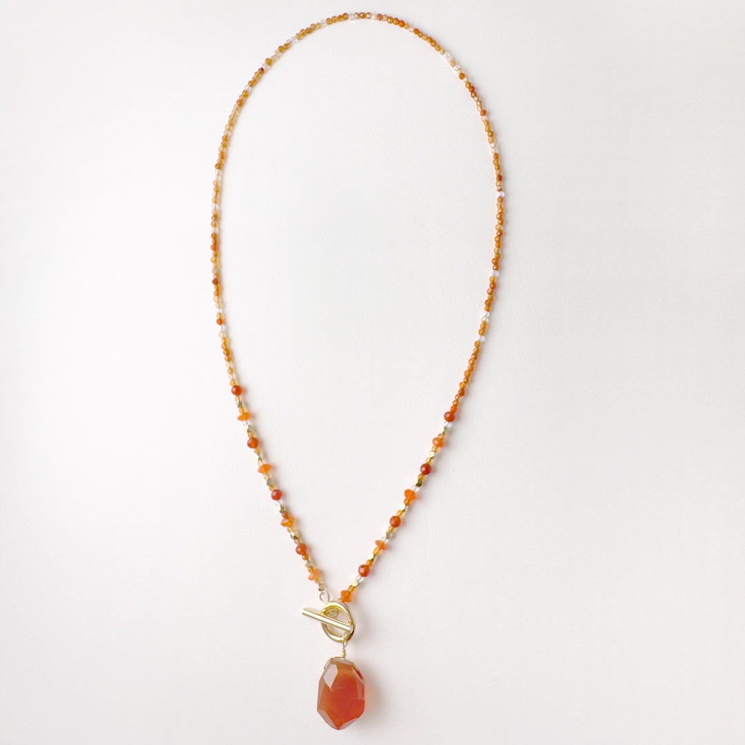 カラーで選ぶペンダントネックレス（赤）レッドアゲイト【Fortune Stone Table】