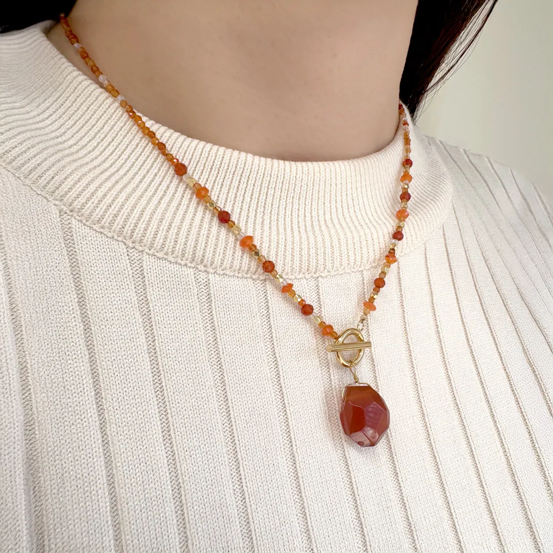 カラーで選ぶペンダントネックレス（赤）レッドアゲイト【Fortune Stone Table】