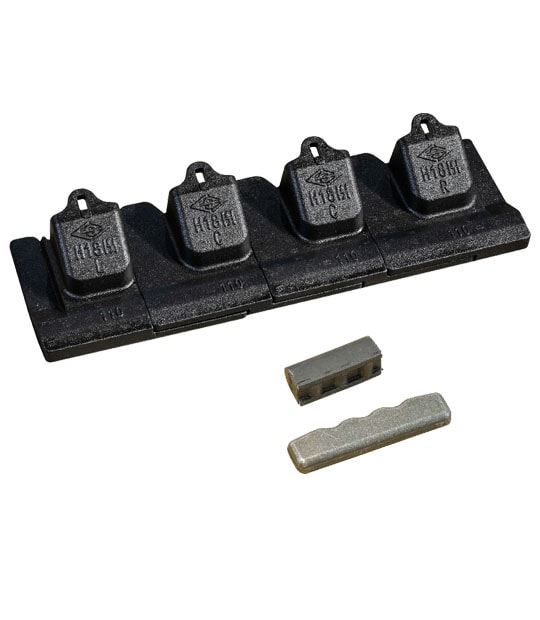 ツース盤（平刃）4枚組（ワイド幅）18S 縦ピン 日立建機 ZX35U-5A