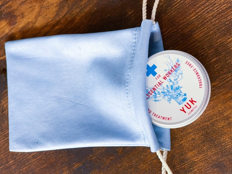 �ڥ������쥶������Ĥ���YUK HAND TREATMENT FOR ESSENTIAL WORKERS