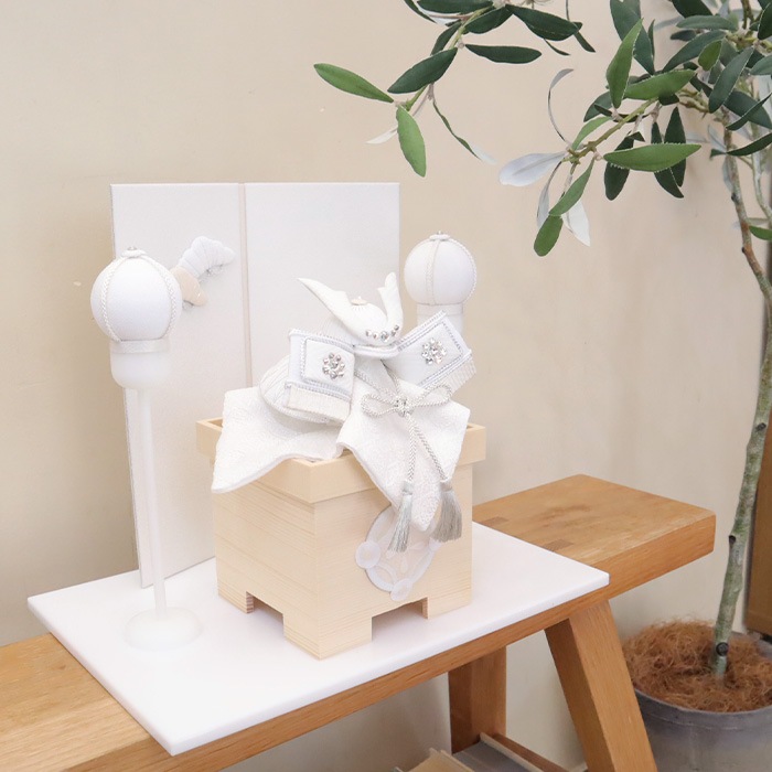 白粋-HAKI- 兜飾り 燿 屏風・陣屋提灯セット