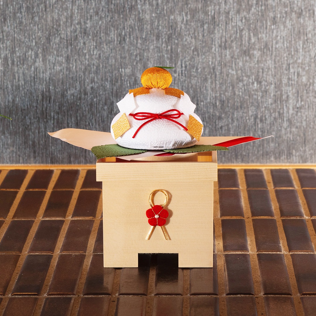 京都夢み屋【白木三宝鏡餅】 コンパクトでおしゃれな雛人形や五