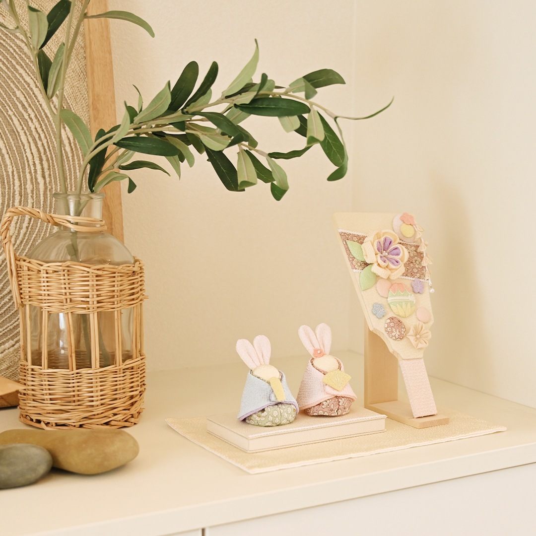 TOKOTOKO うさぎ雛と羽子板飾り