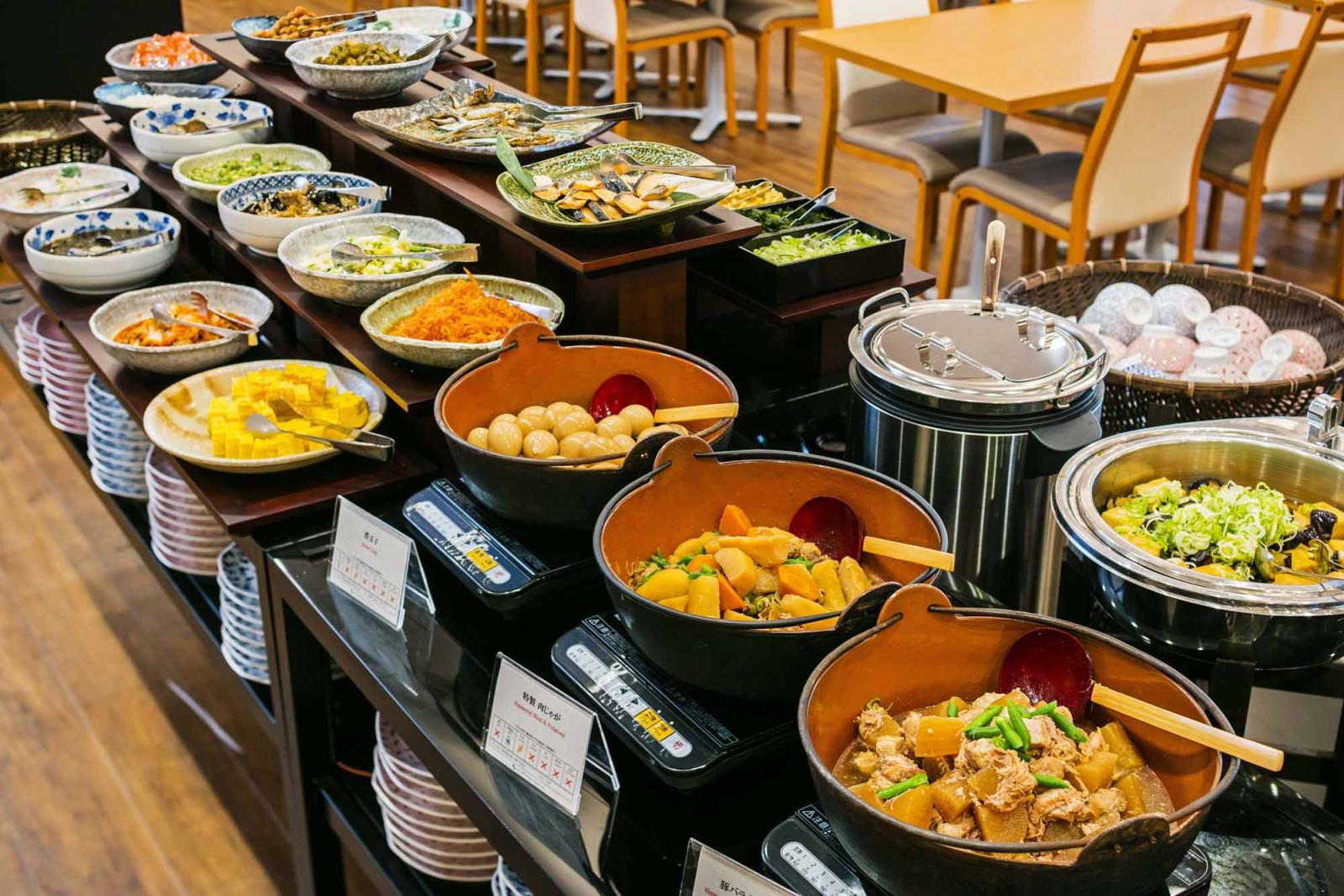 ≪ホテル エミオン 東京ベイ≫ 和洋室Bタイプ(60㎡) ペア宿泊券 朝食 