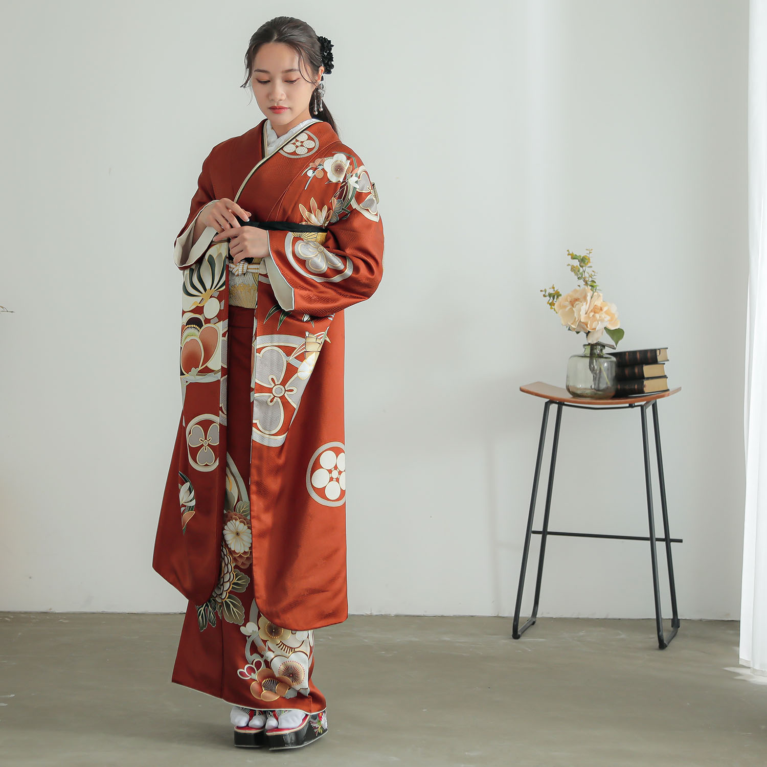 大きめ振袖 着丈167 裄71 袖丈113 花柄 赤系 正絹 大きめ振袖 着丈167 裄71 袖丈113 花柄 赤系 正絹
