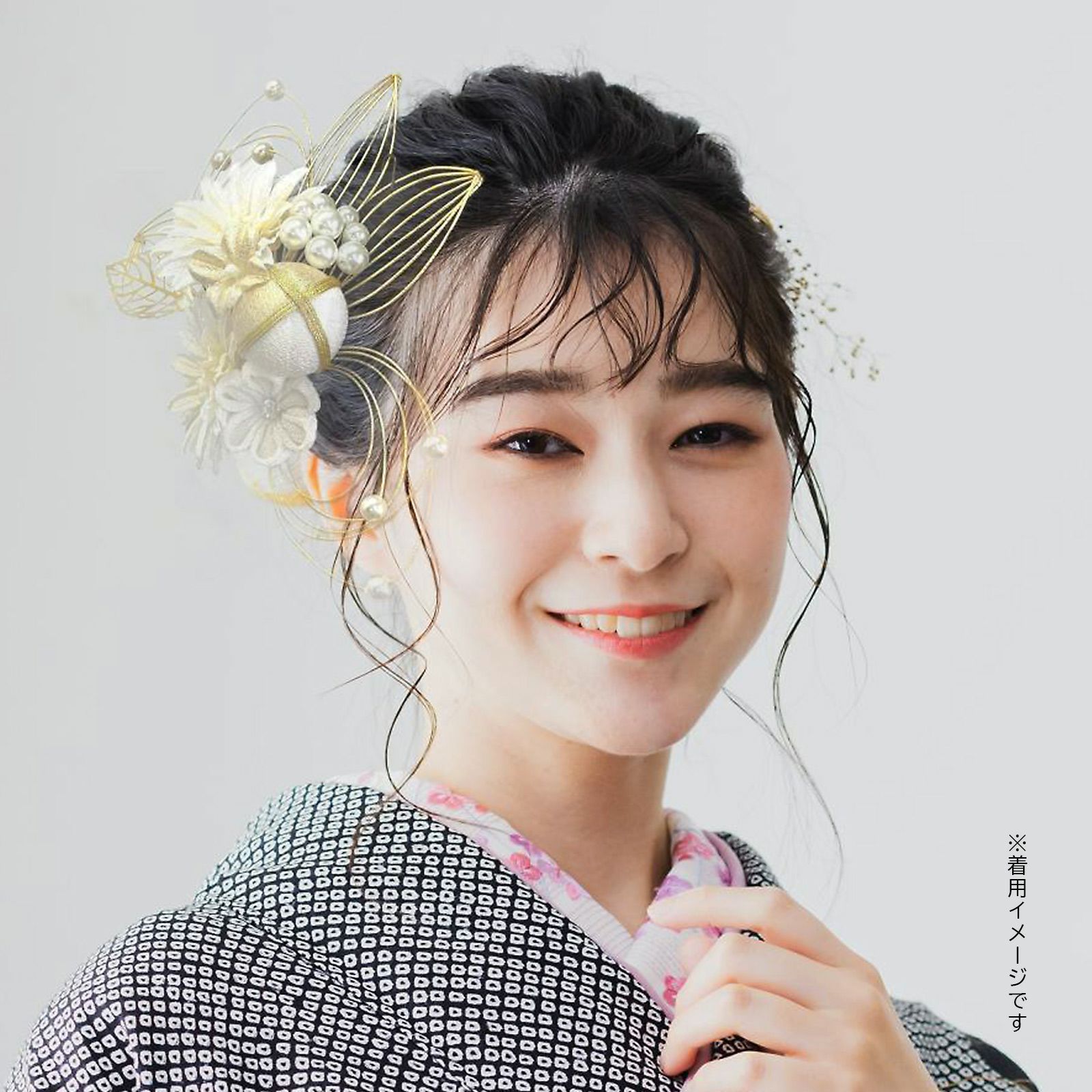 髪飾り 白×ゴールド フラワー 2点セット 水引 コーム Uピン 振袖用髪