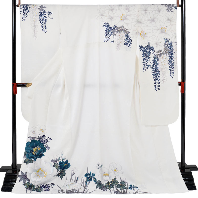 Vサンク 白　牡丹に花々（【振袖・袋帯・長襦袢のセット商品です】）