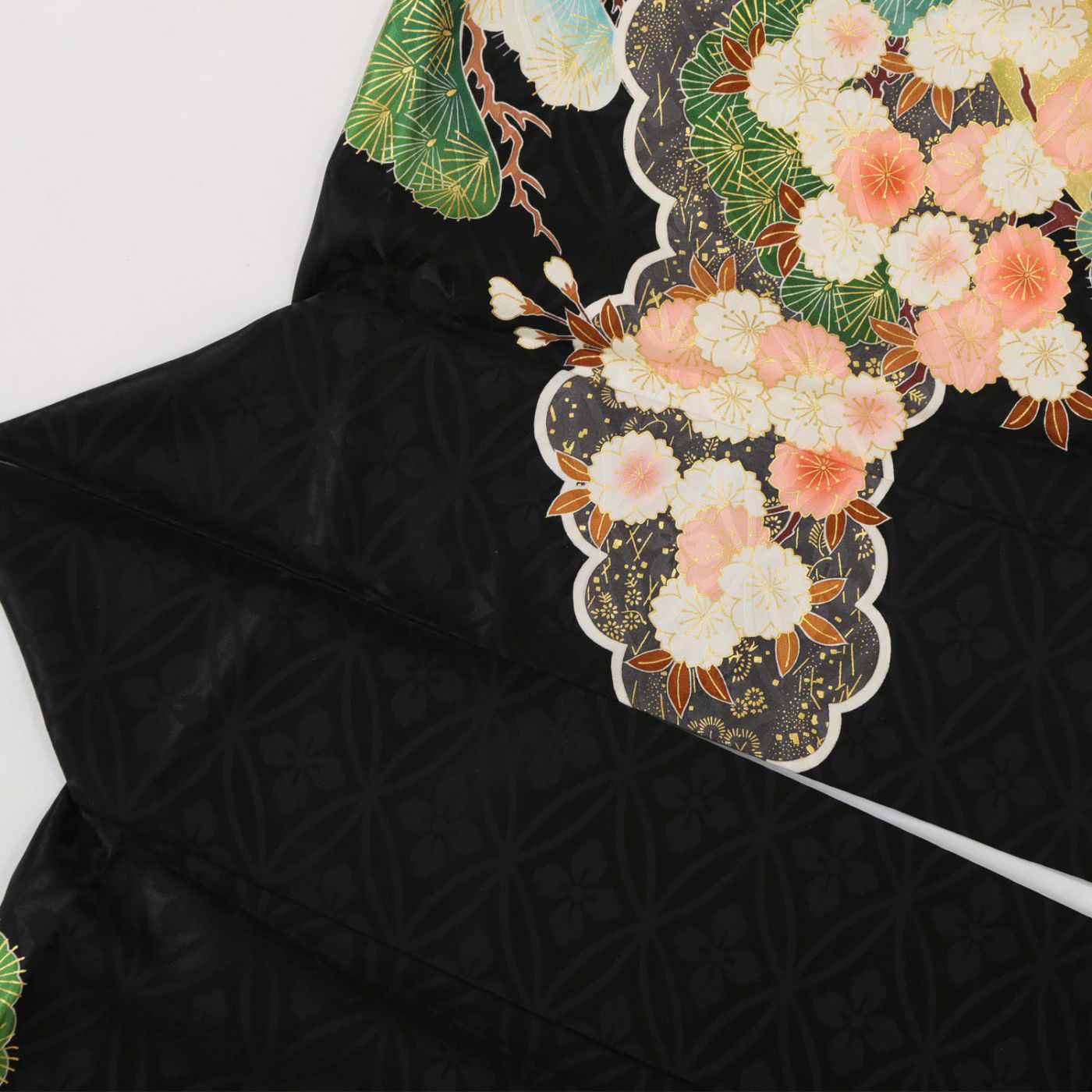 振袖　袋帯　帯揚げ　帯締め　黒地　牡丹花柄　プライベートレーベル振袖 吉澤の友禅 黒 吉澤の本格型友禅 牡丹に花々（【振袖・袋帯・長襦袢の